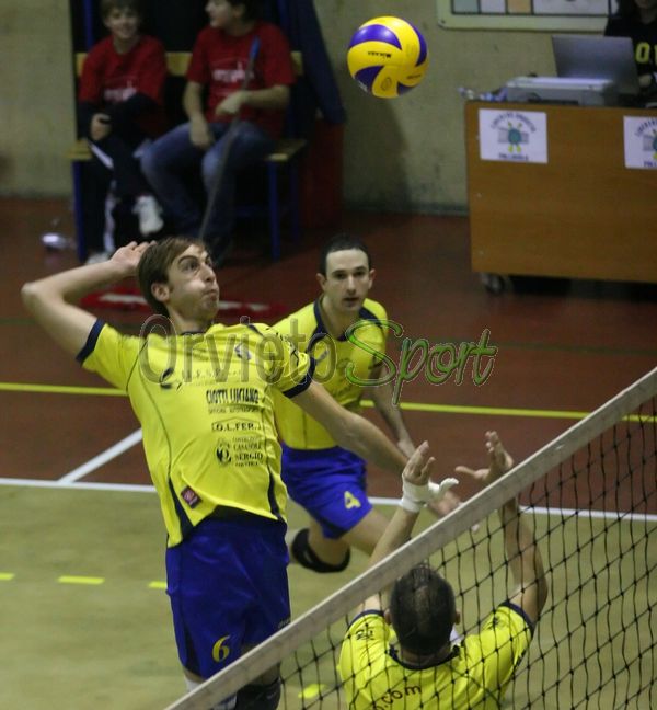 La Libertas Pallavolo lotta, ma Ongina passa al tie-break