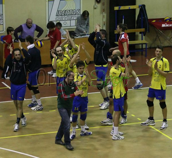 La Legnami Paolo Orvieto Libertas Pallavolo fa tris!!! Firenze Volley si arrende 3-0