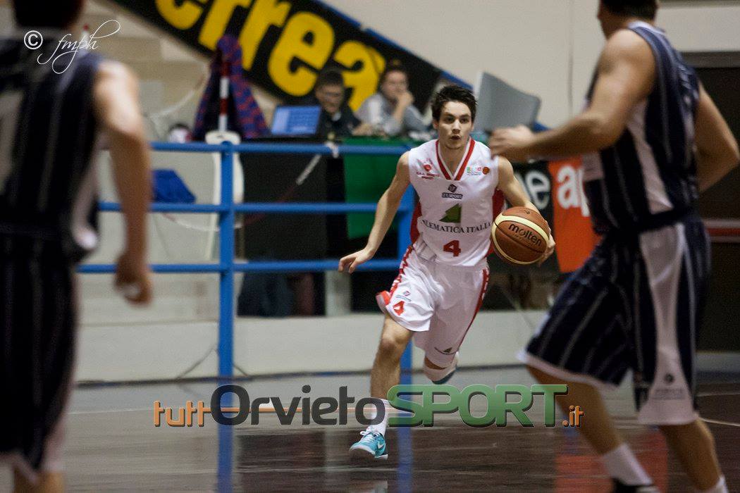 Orvieto Basket Social High Five #3. Simone Trinchitelli